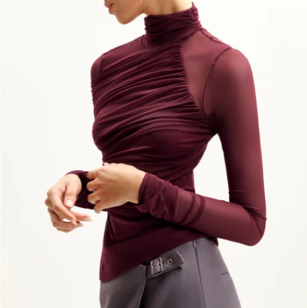JW PEI Burgundy Ruched Long Sleeve Top